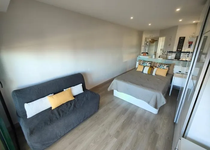 Atico En El Centro Del Lejlighed *